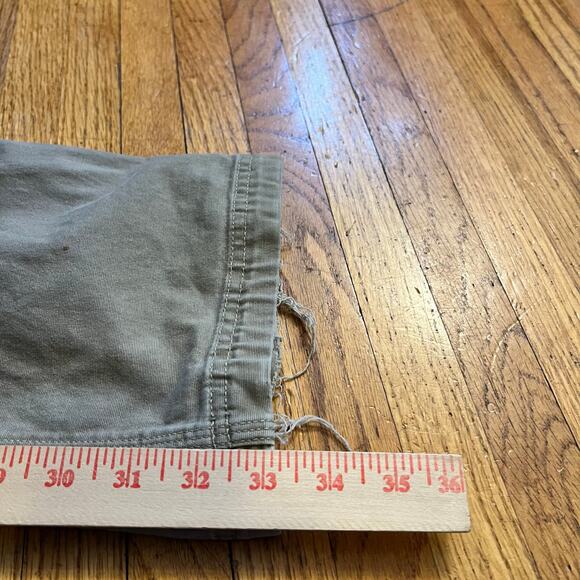 Duluth Trading Pants Mens 36 X34 Flex Fire Hose Relaxed Fit Chino Beige Tan - Picture 12 of 13